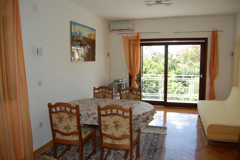 Apartments Bojanic Vodice Phòng bức ảnh