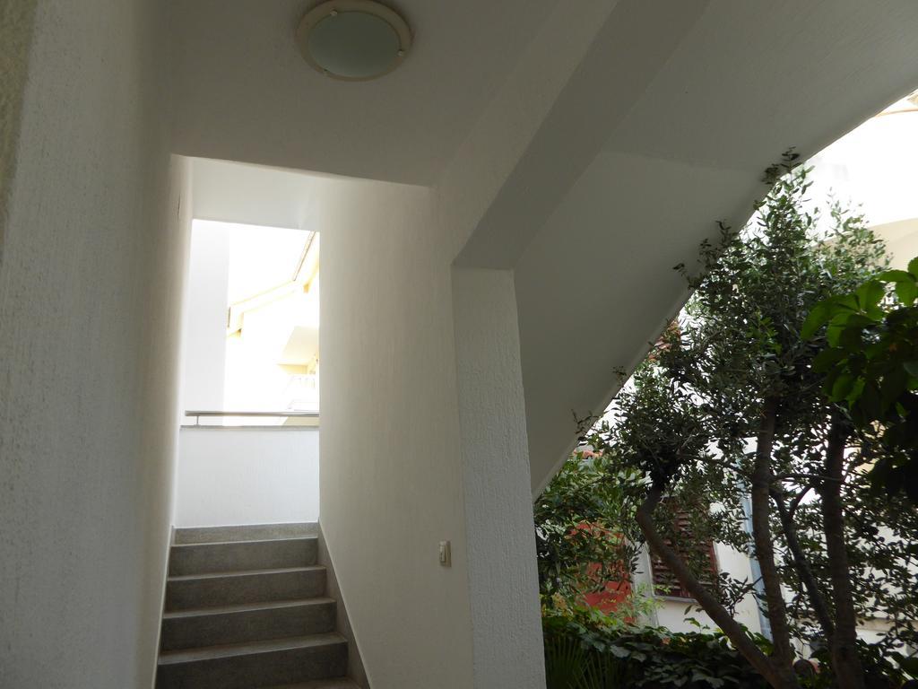 Apartments Bojanic Vodice Ngoại thất bức ảnh