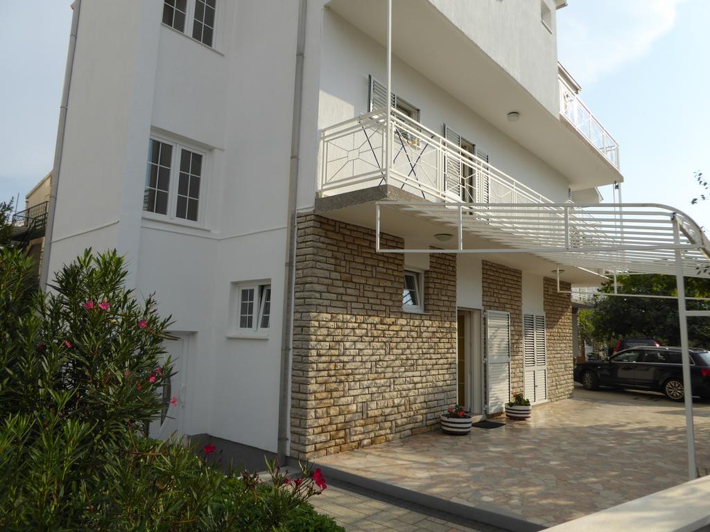 Apartments Bojanic Vodice Ngoại thất bức ảnh