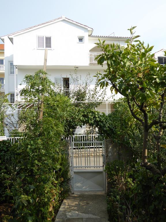 Apartments Bojanic Vodice Ngoại thất bức ảnh