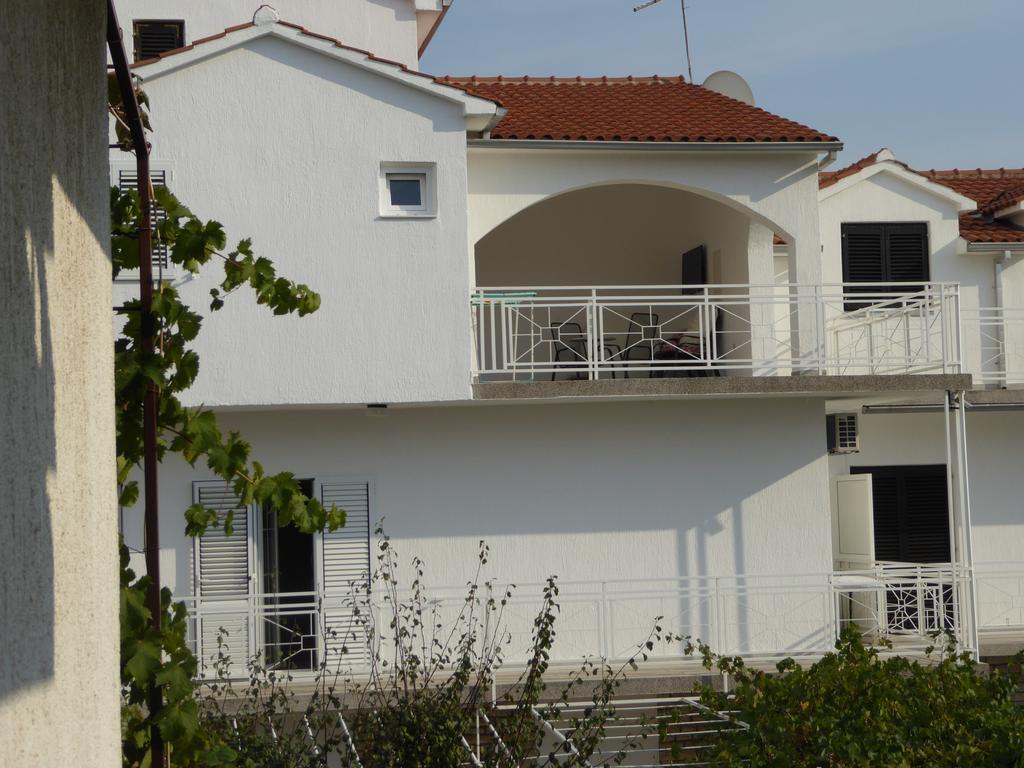 Apartments Bojanic Vodice Ngoại thất bức ảnh