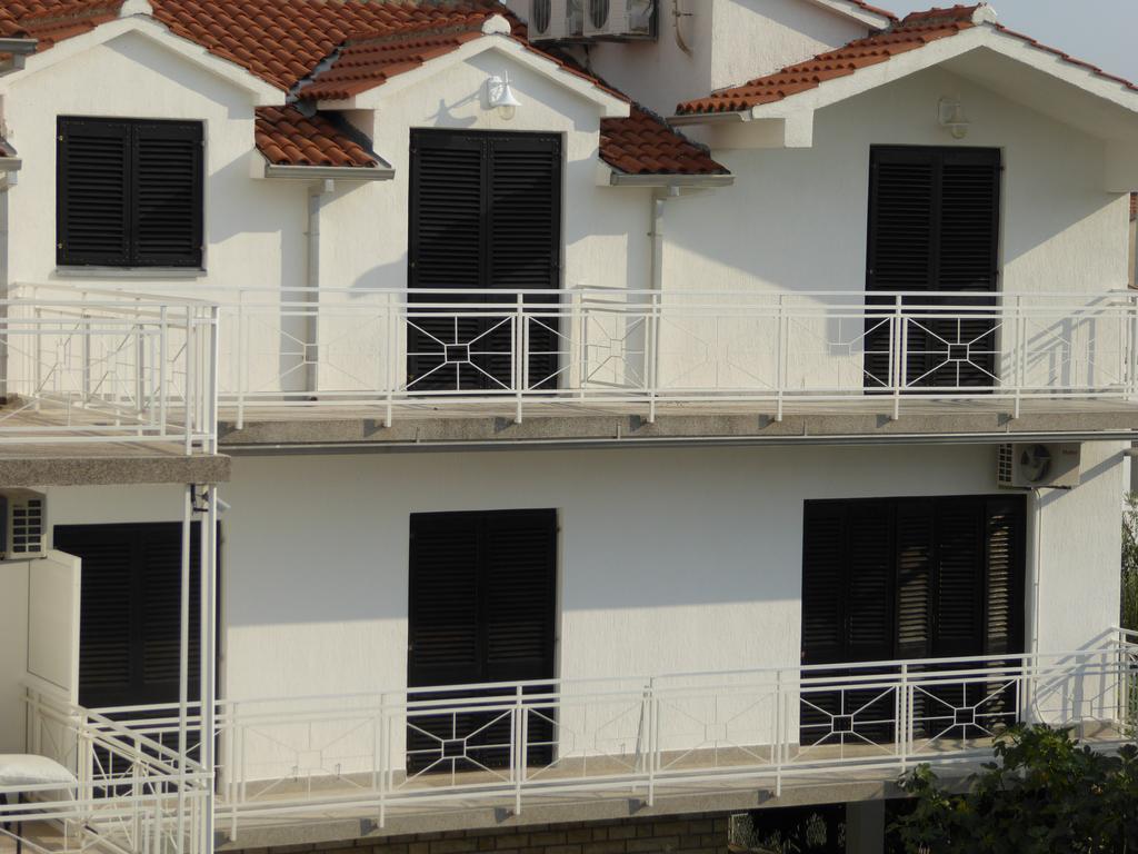 Apartments Bojanic Vodice Ngoại thất bức ảnh