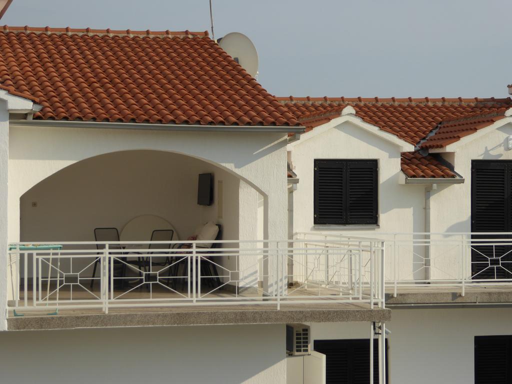 Apartments Bojanic Vodice Ngoại thất bức ảnh