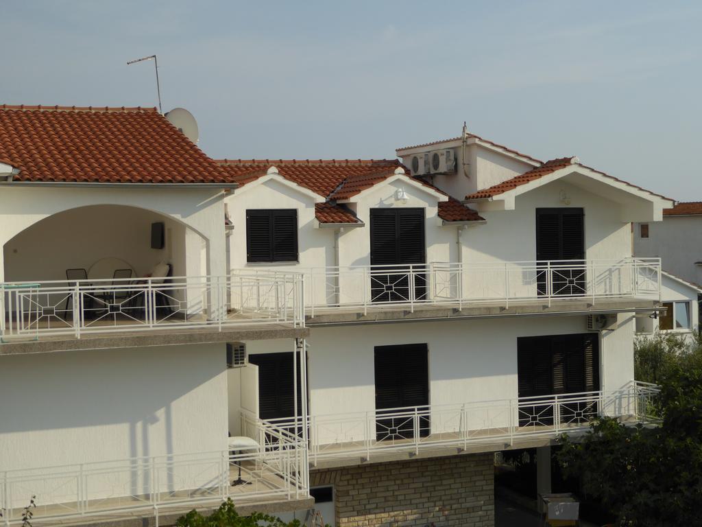 Apartments Bojanic Vodice Ngoại thất bức ảnh