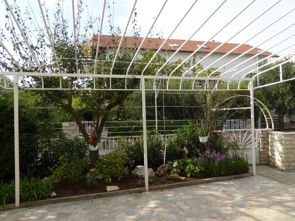 Apartments Bojanic Vodice Ngoại thất bức ảnh