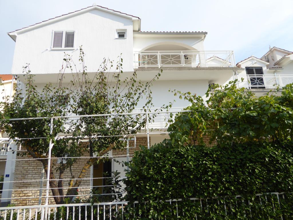 Apartments Bojanic Vodice Ngoại thất bức ảnh
