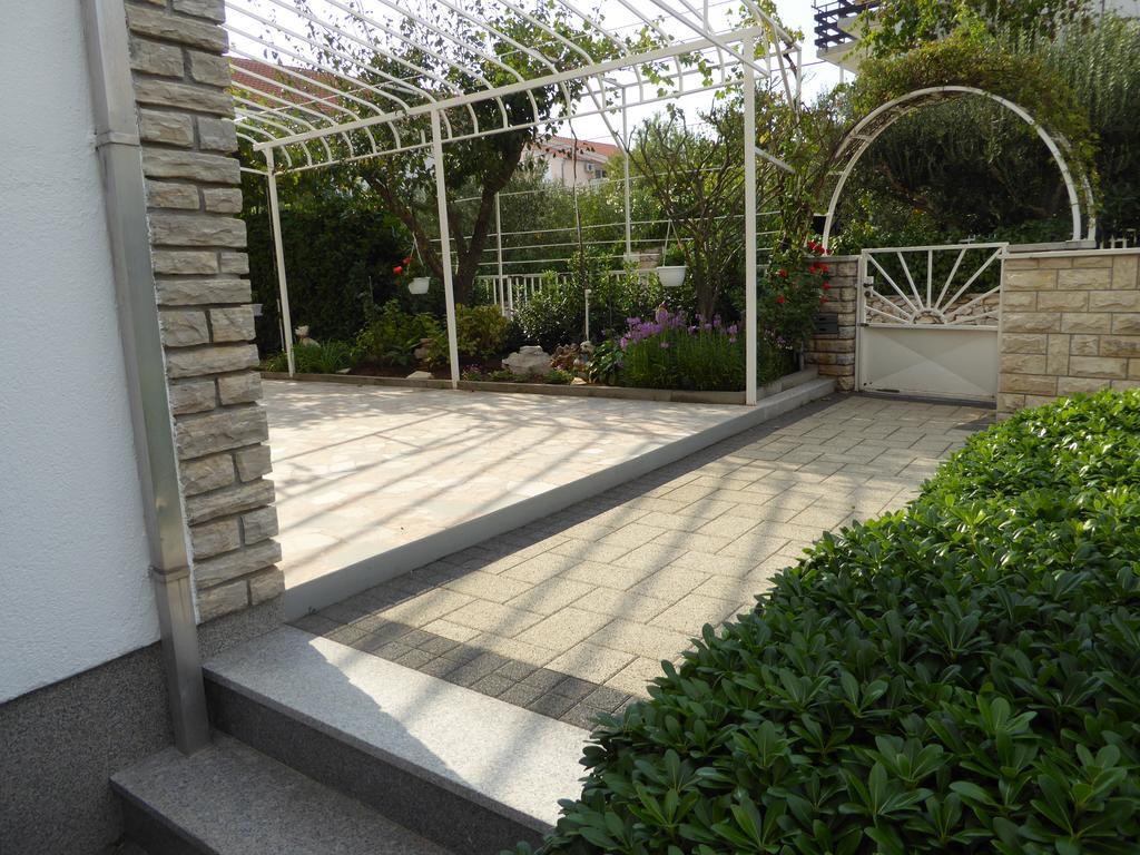 Apartments Bojanic Vodice Ngoại thất bức ảnh