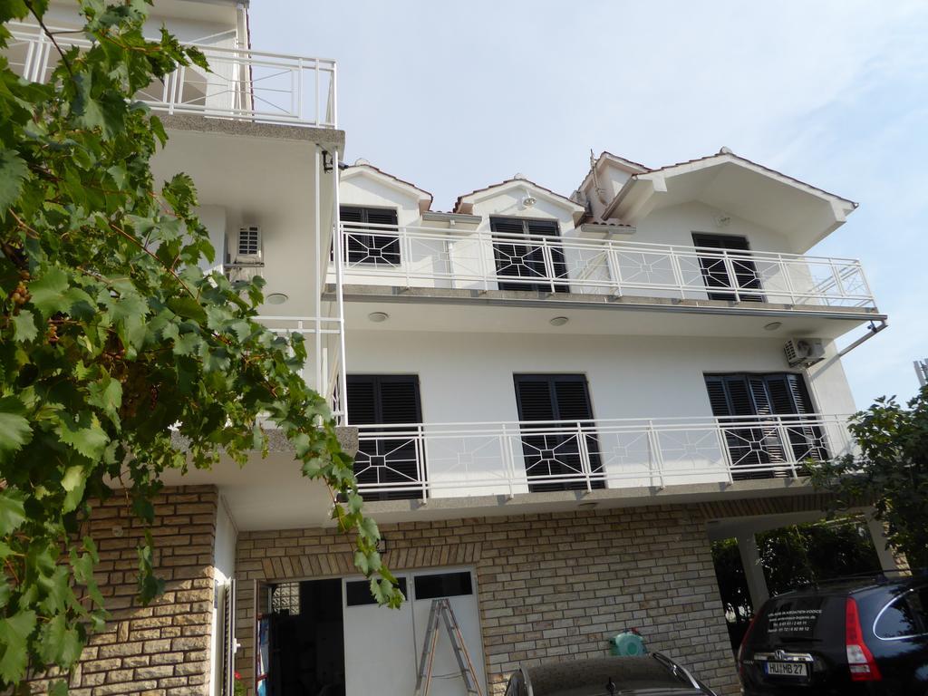 Apartments Bojanic Vodice Ngoại thất bức ảnh